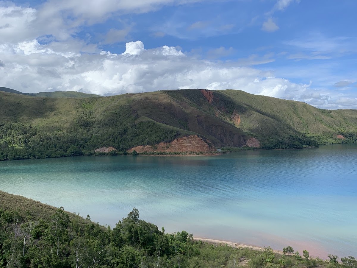 Gunung Botak Manokwari Selatan