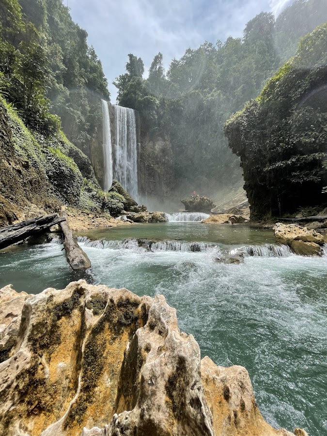 Karawawi Waterfall