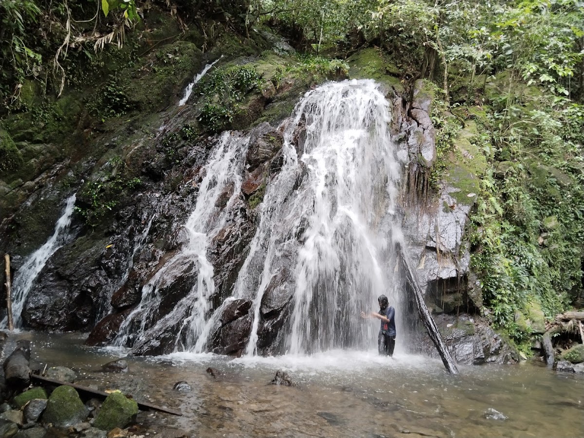 Air terjun malawor