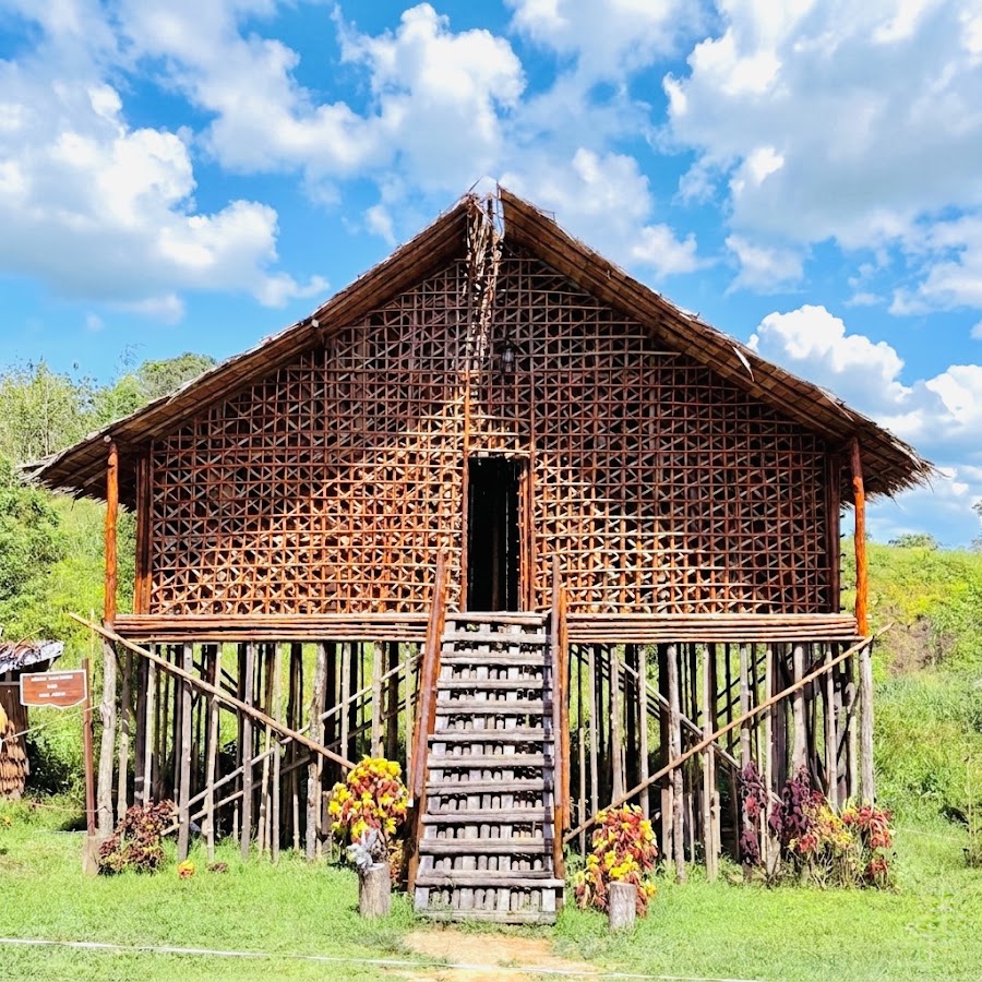 Rumah Etnik Papua
