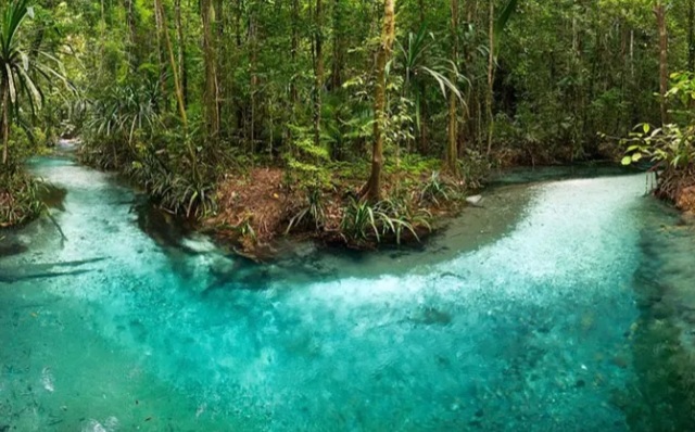 Kalibiru (Blue River) - Raja Ampat