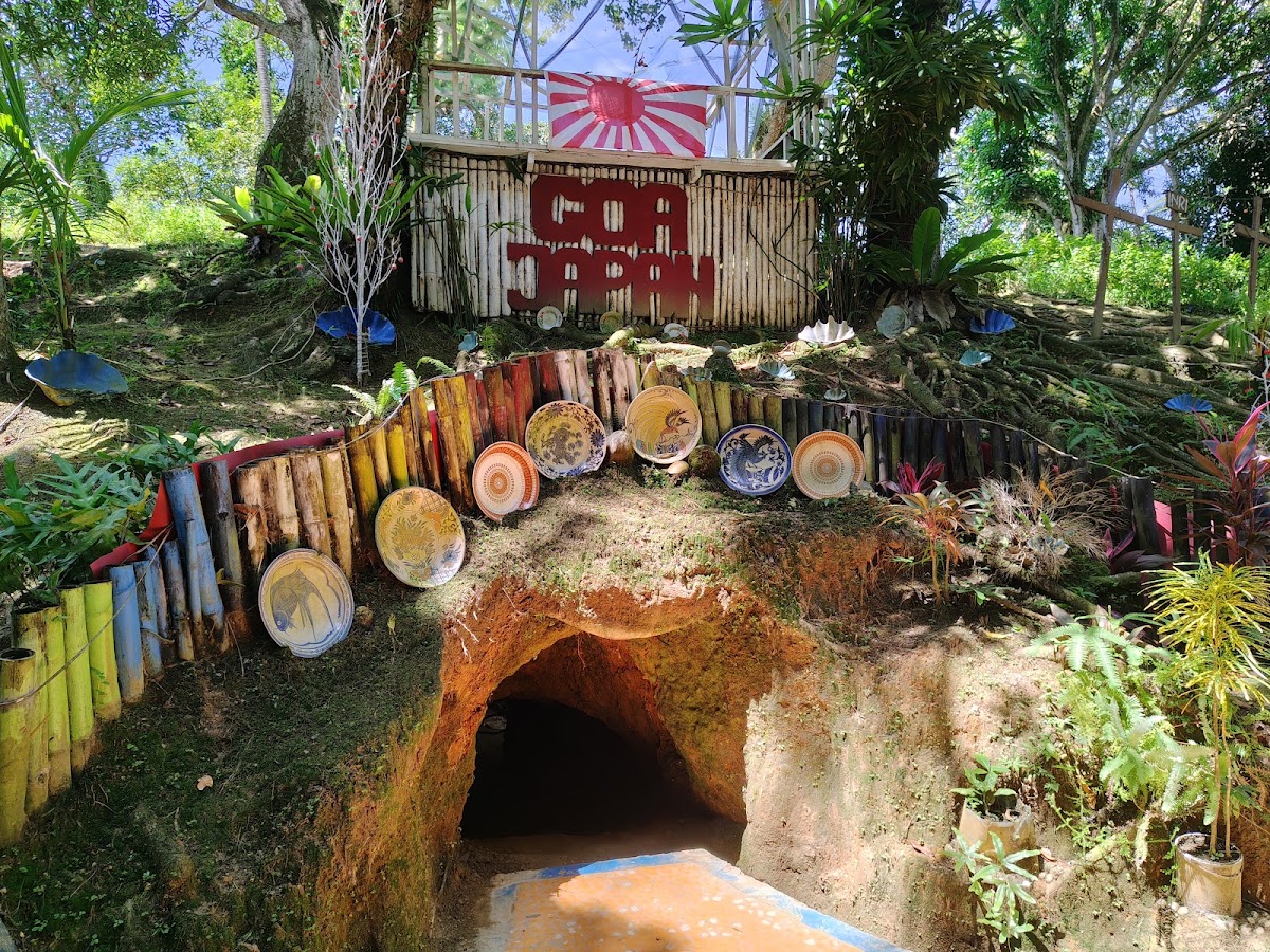 Goa Jepang Pulau Doom