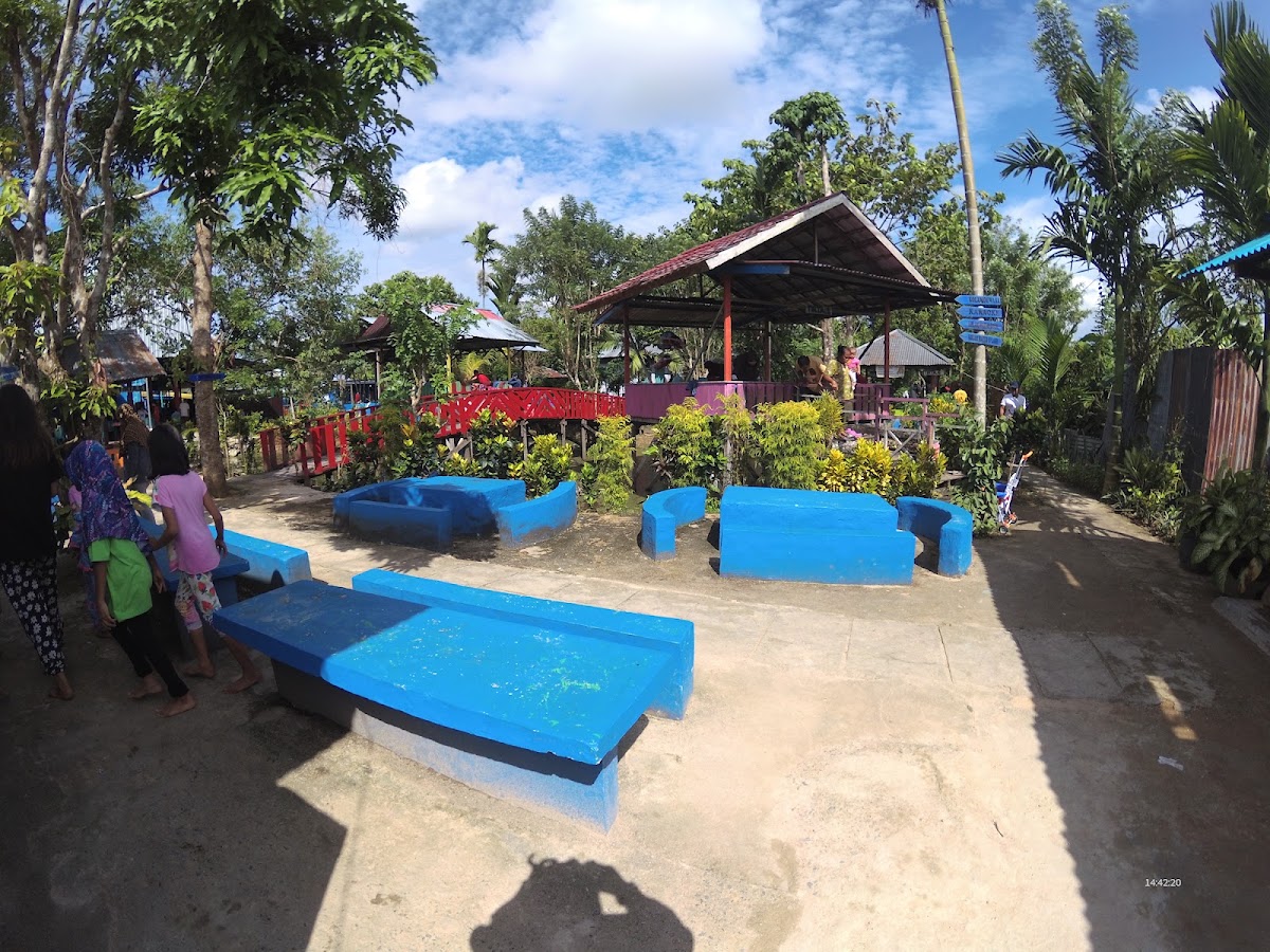 Water Park Tirta Istianah Indah