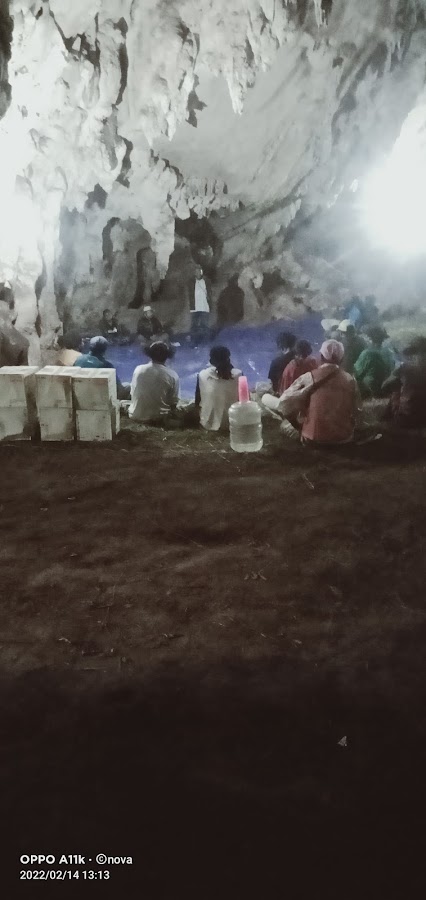 Wisata Alam Gua Sikhepalki