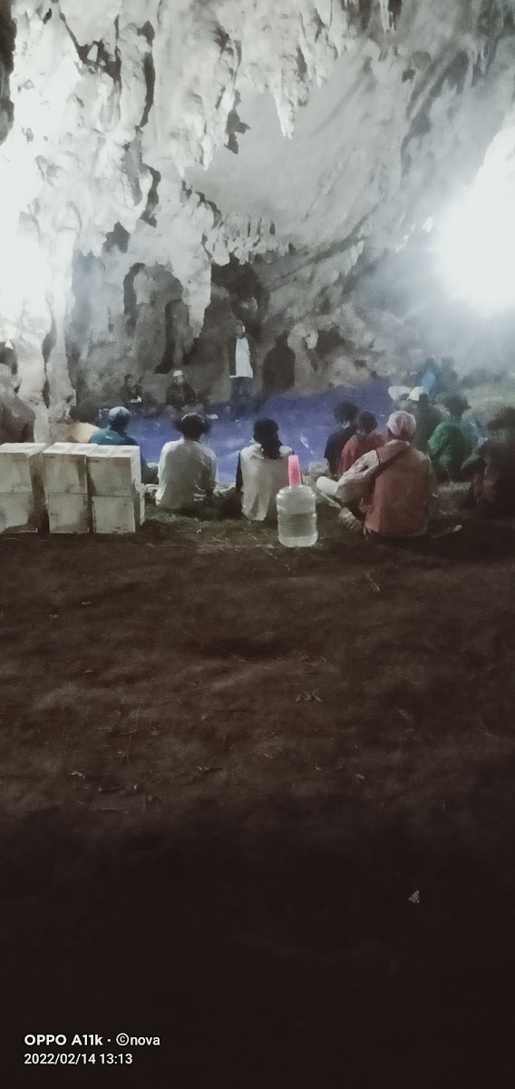 Wisata Alam Gua Sikhepalki