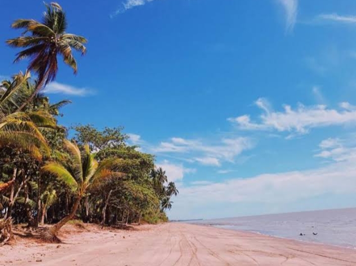 Pantai Payum