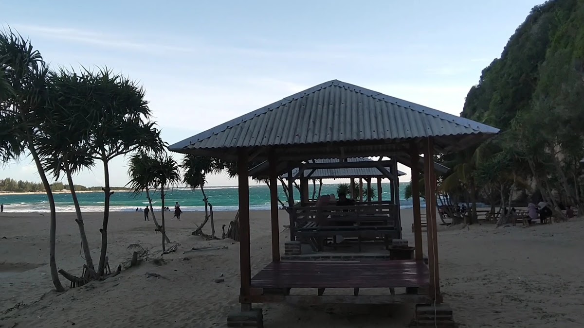 Pantai Tebing Lampuuk