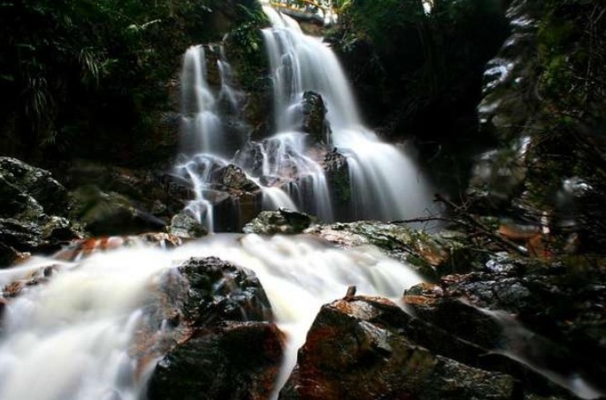 Air Terjun Guruh Gemurai