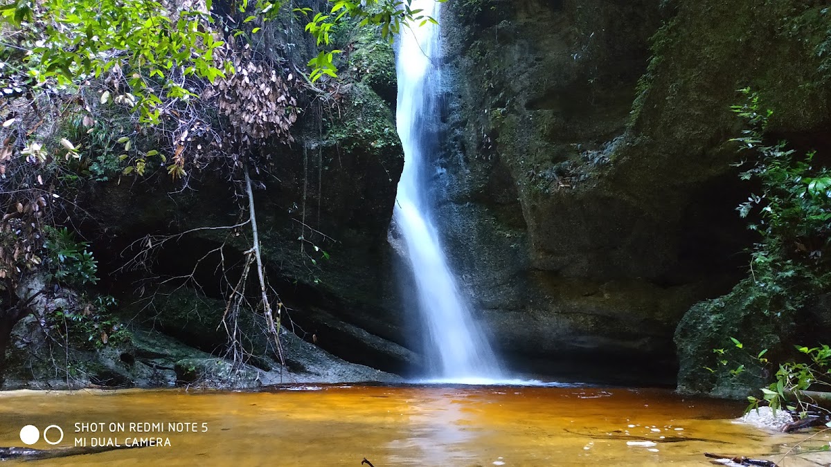 Air terjun batang samo