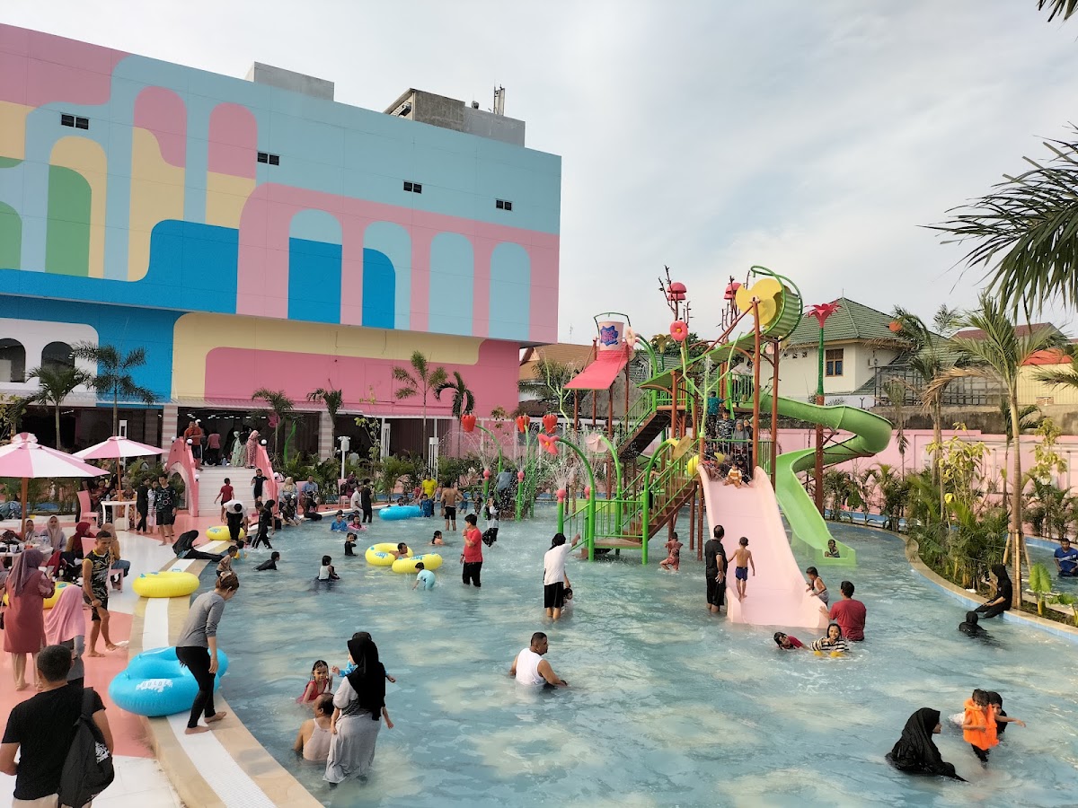 Tropikana Waterpark Pekanbaru