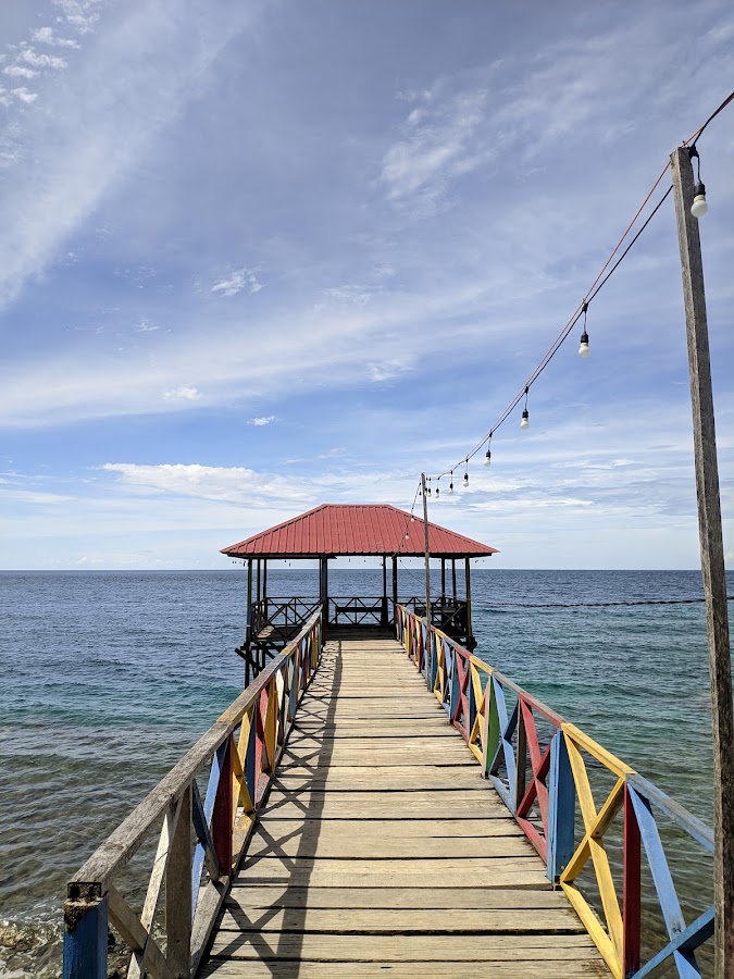 Wisata Pantai Tapandullu
