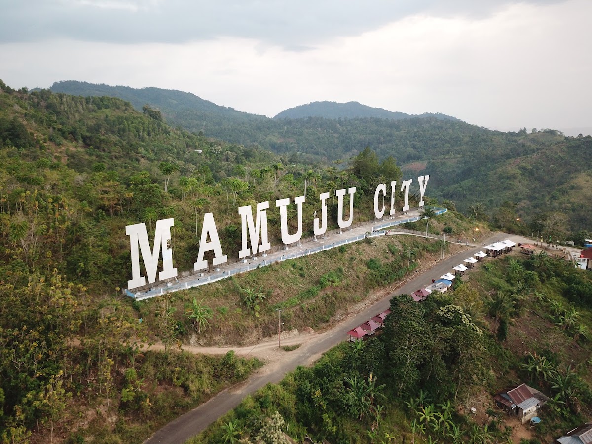 Puncak Mamuju(Kelapa Tujuh)