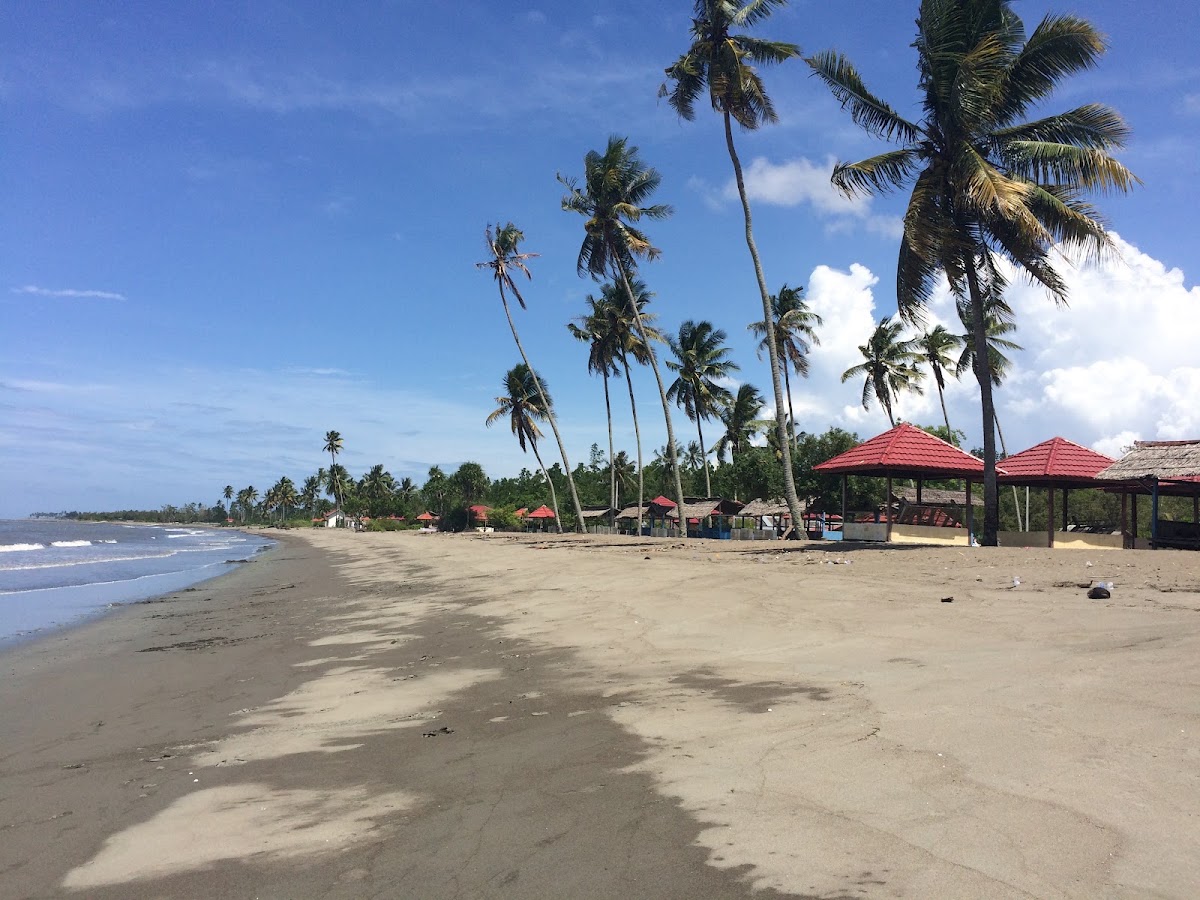 Pantai Lombang Lombang