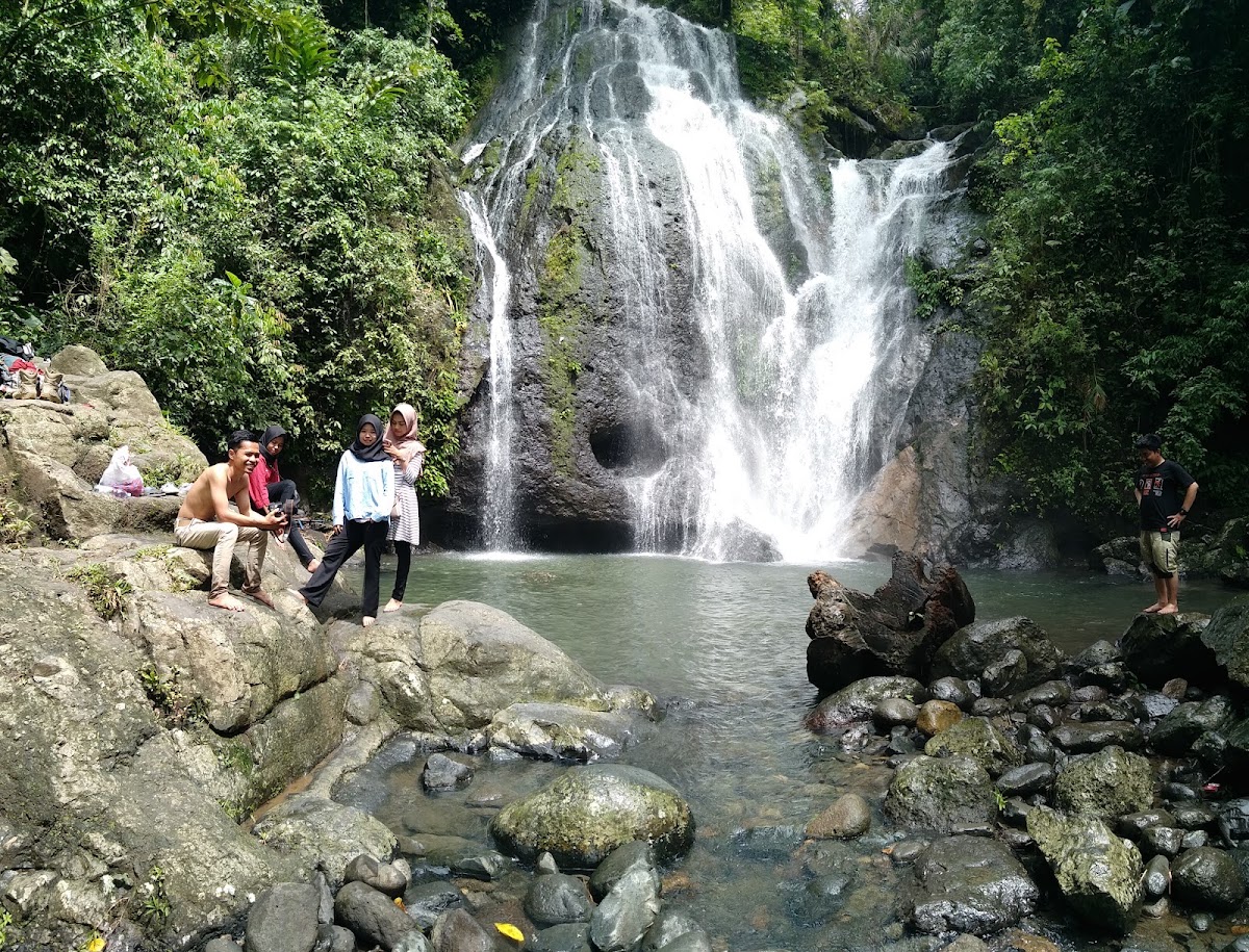 AIR TERJUN LIMBONG KAMANDANG