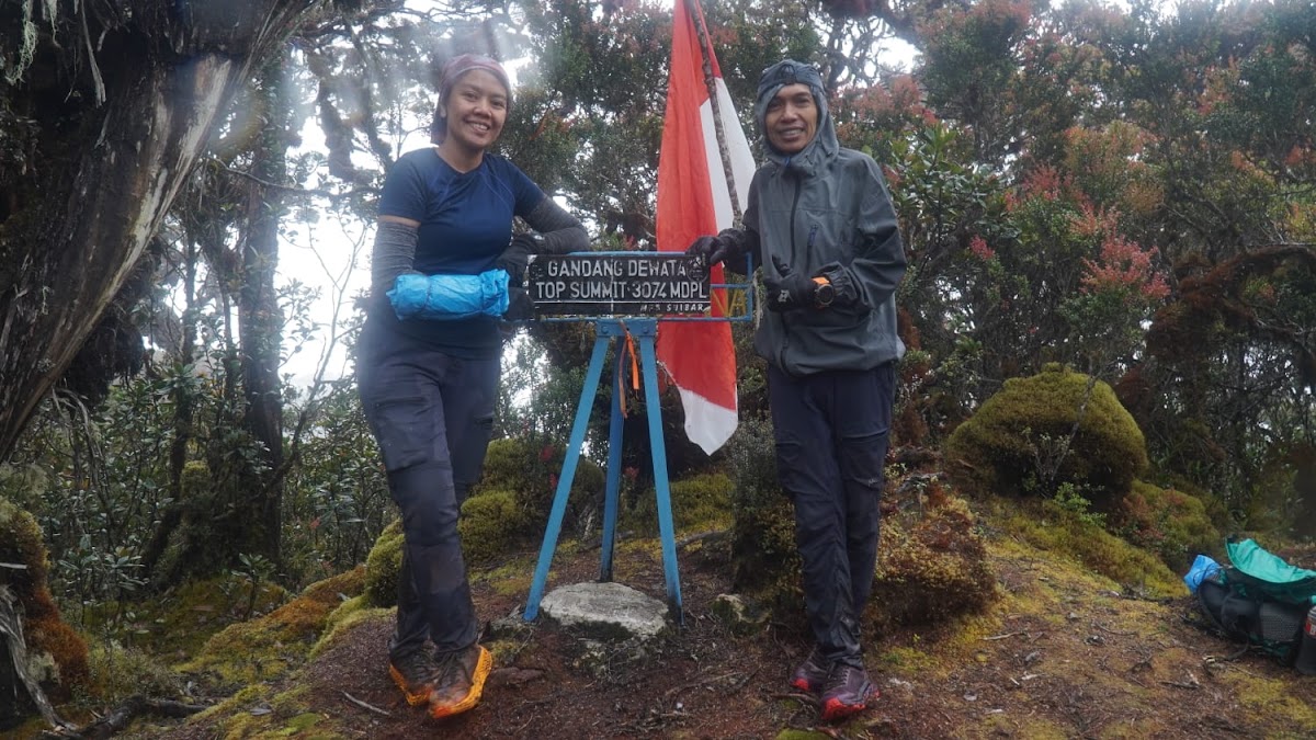 Puncak Mistis