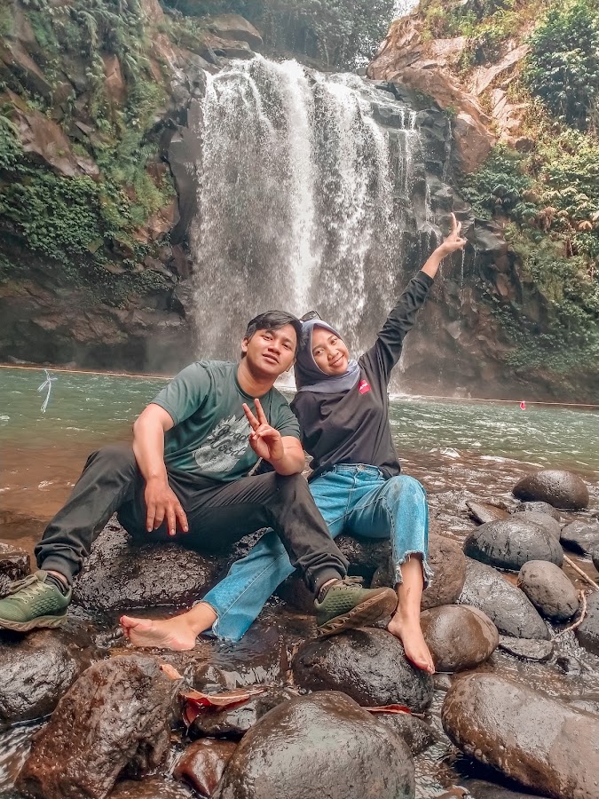 Air Terjun Bahagia