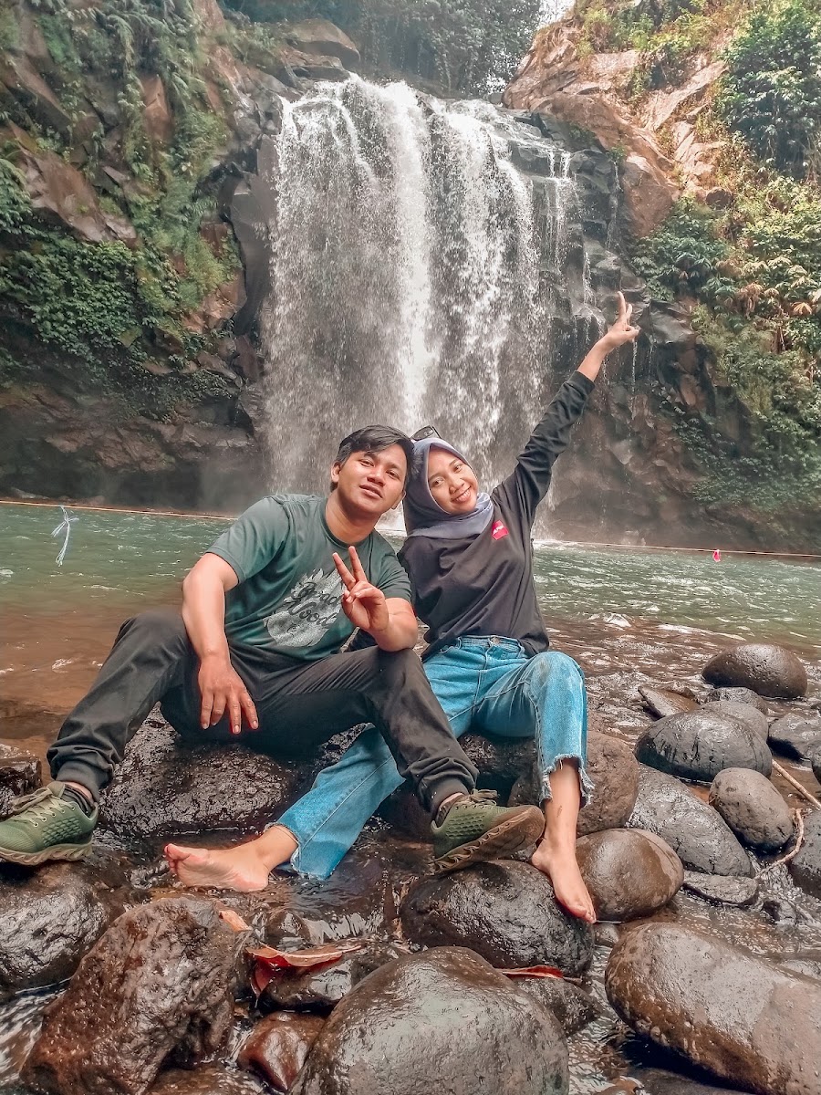 Air Terjun Bahagia