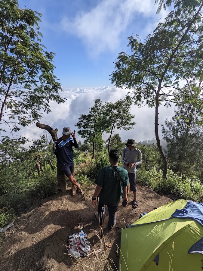 Base Camp Gunung Agung Via Edelweis