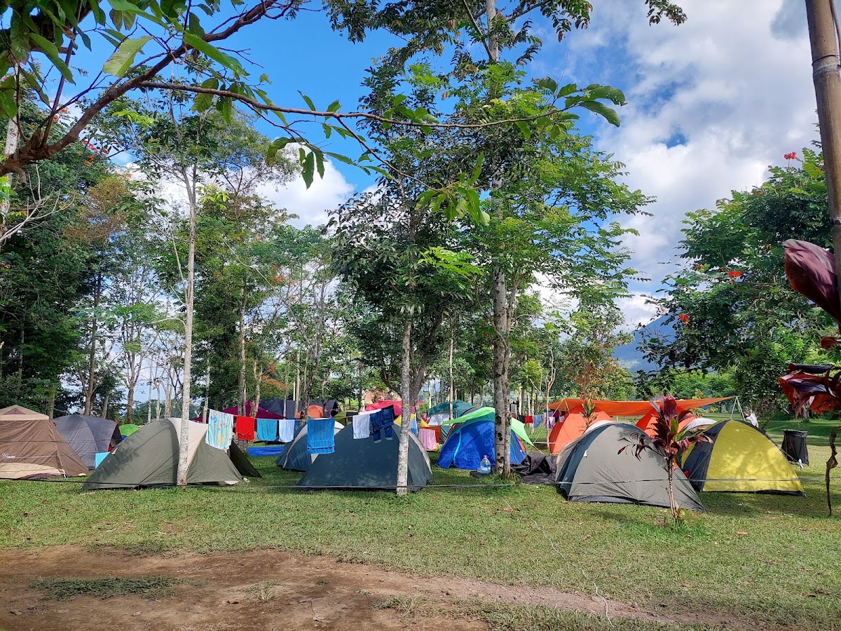 Bali Outbound & Farmstay (BOF)