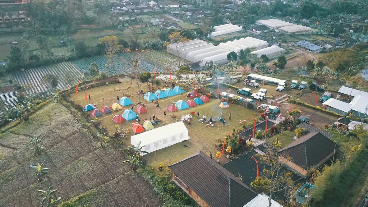 Ojear Bali HILL ( TAMAN TIRTA SARI outbound )