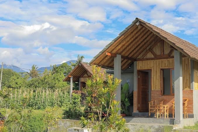 Bee camp bedugul