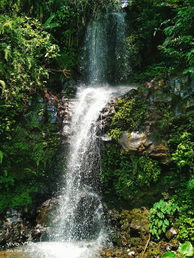 Wisata alam curug roda