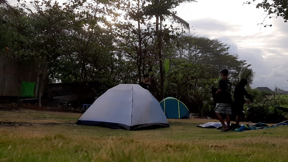 Keramas Beach Camping Ground and Waroeng