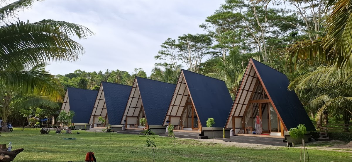 Legon pari glamping house Andrew batara