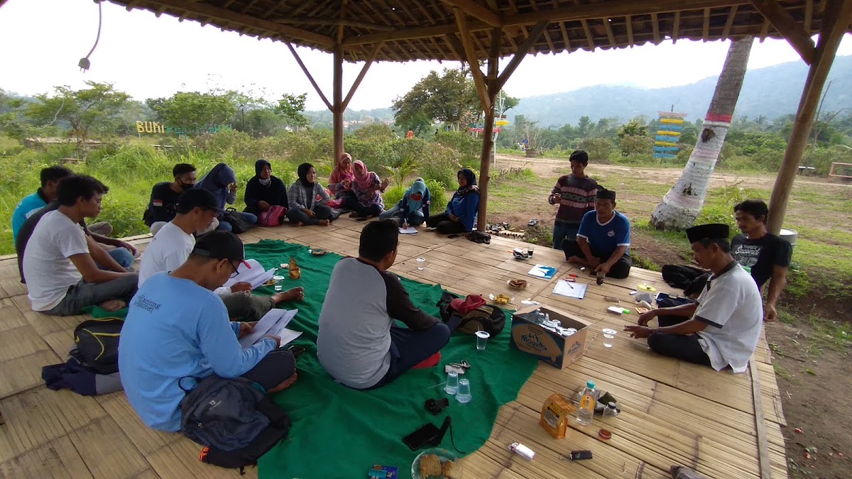 Bumi Perkemahan Kp.Wisata Karodangan