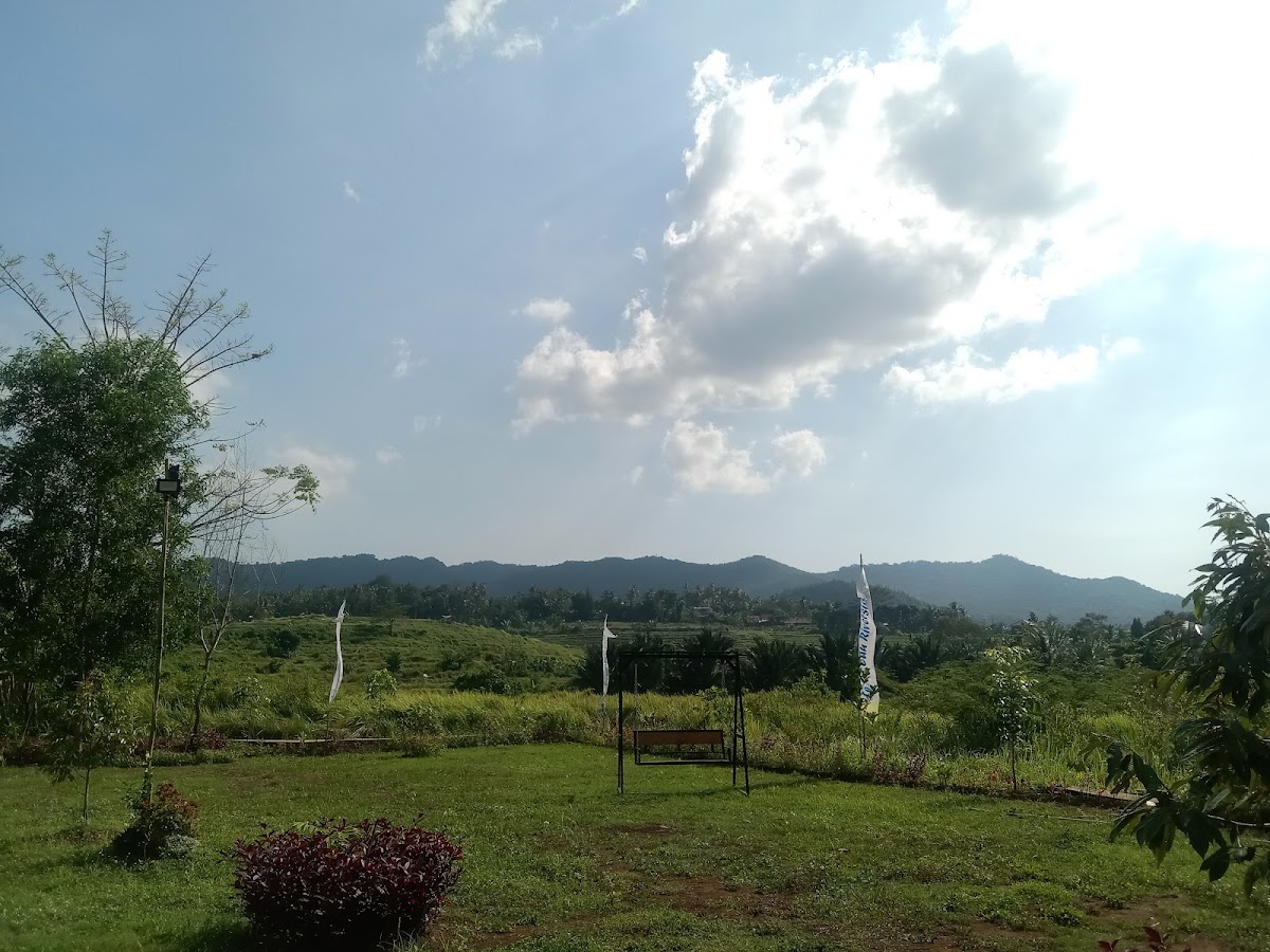 Legok Cau Riverside ( Campsite )