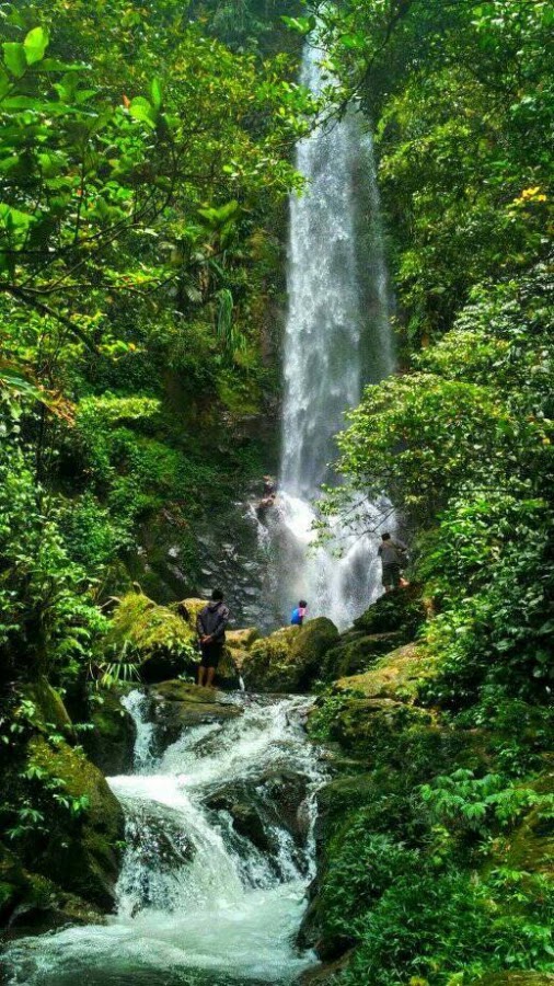 AIR TERJUN CIPOROLAK