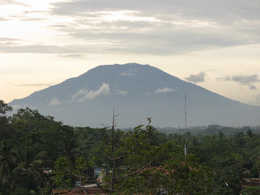Gn. Karang