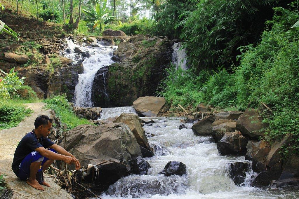 Taman Wisata Tirta Alam