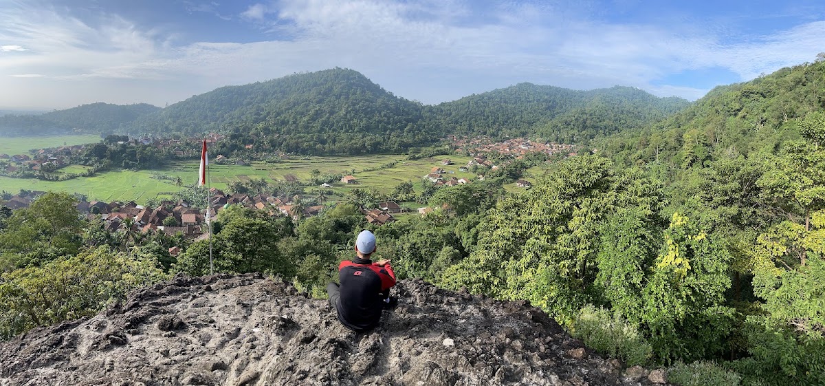 Taman Wisata Batu Gede Sayar