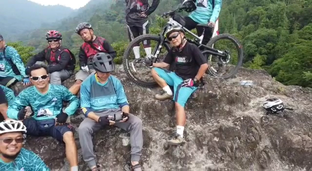 Taman Wisata Batu Gede Sayar