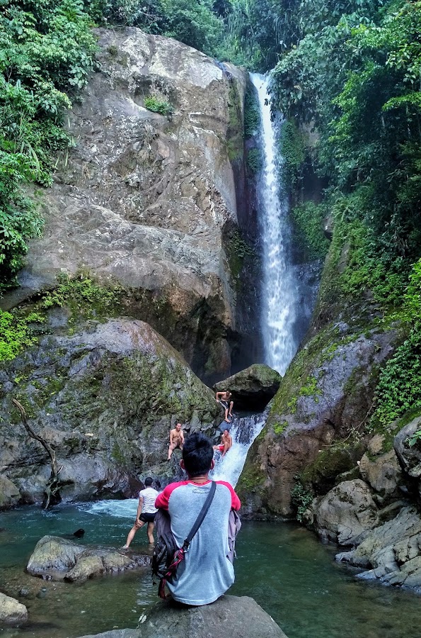 Air Terjun Datar Lebar