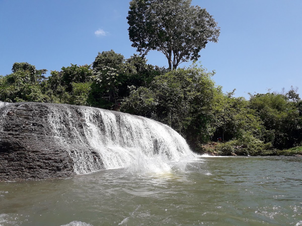 air terjun alas bangun