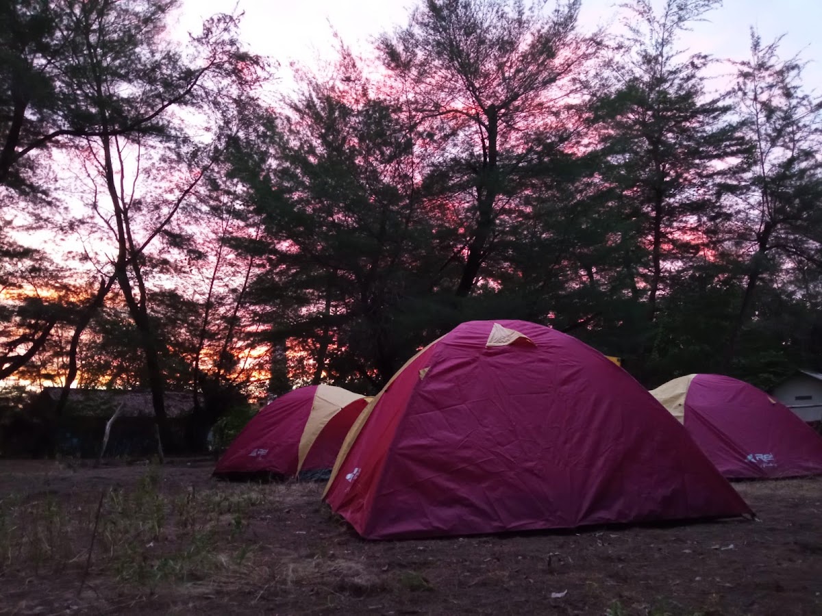 Camping Ground Pantai Pandansari
