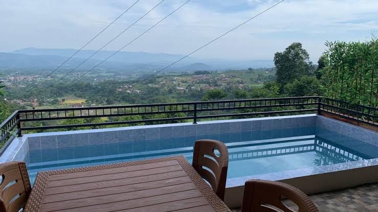 Edelweiss Family Glamping Bogor