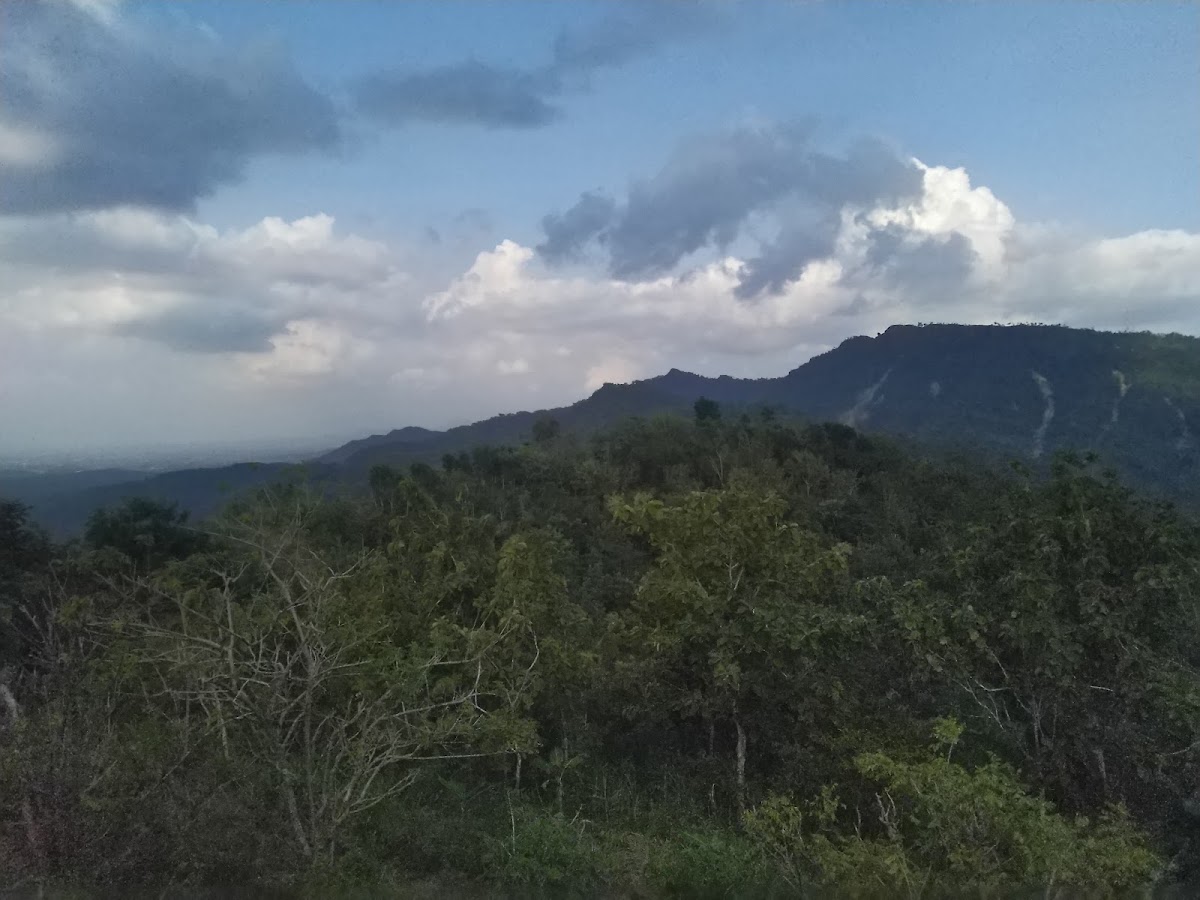 Puncak Cabaan