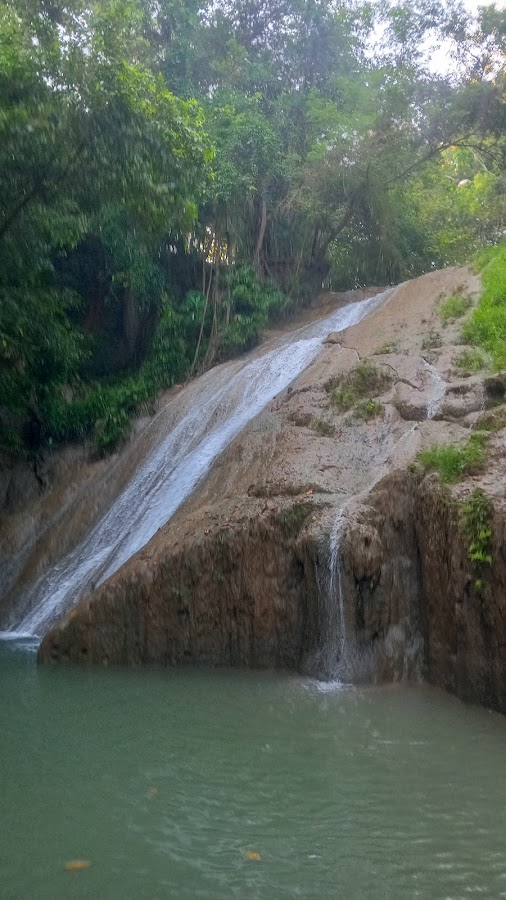 Curug Banyunibo (ꦕꦸꦫꦸꦒ꧀ꦧꦚꦸꦤꦶꦧꦺꦴ)