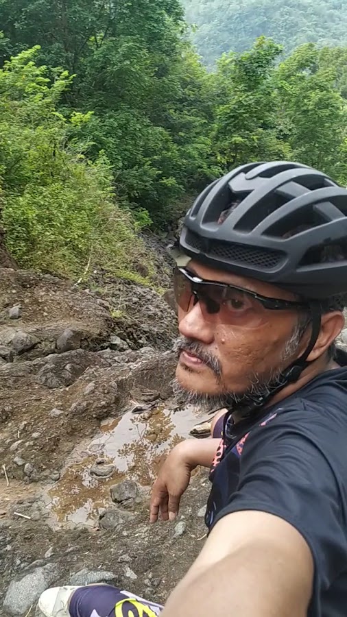 ꦮꦶꦱꦠꦄꦭꦩ꧀ꦮꦠꦸꦭꦮꦁ Air Terjun Watu Lawang