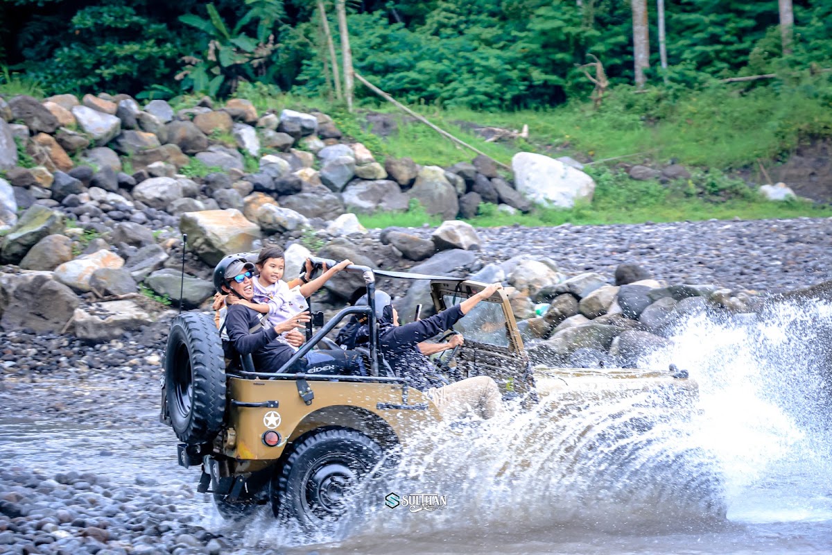 Wisata Jeep Merapi Adventure
