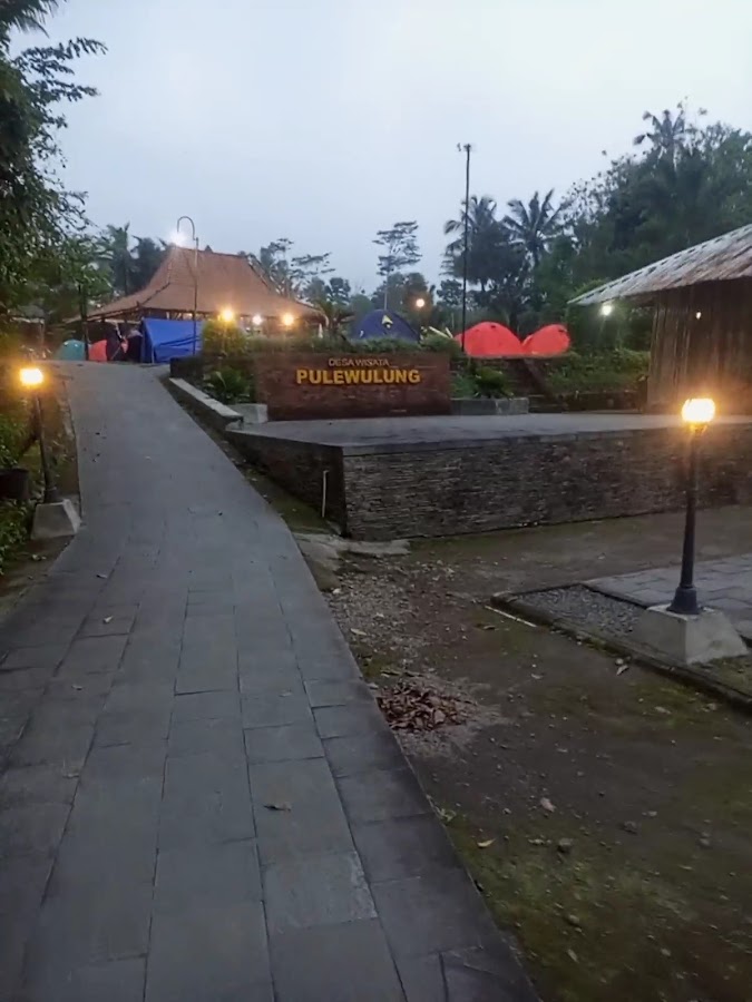 Bumi Perkemahan Kampung Pramuka Agro Edu Wisata Pulewulung