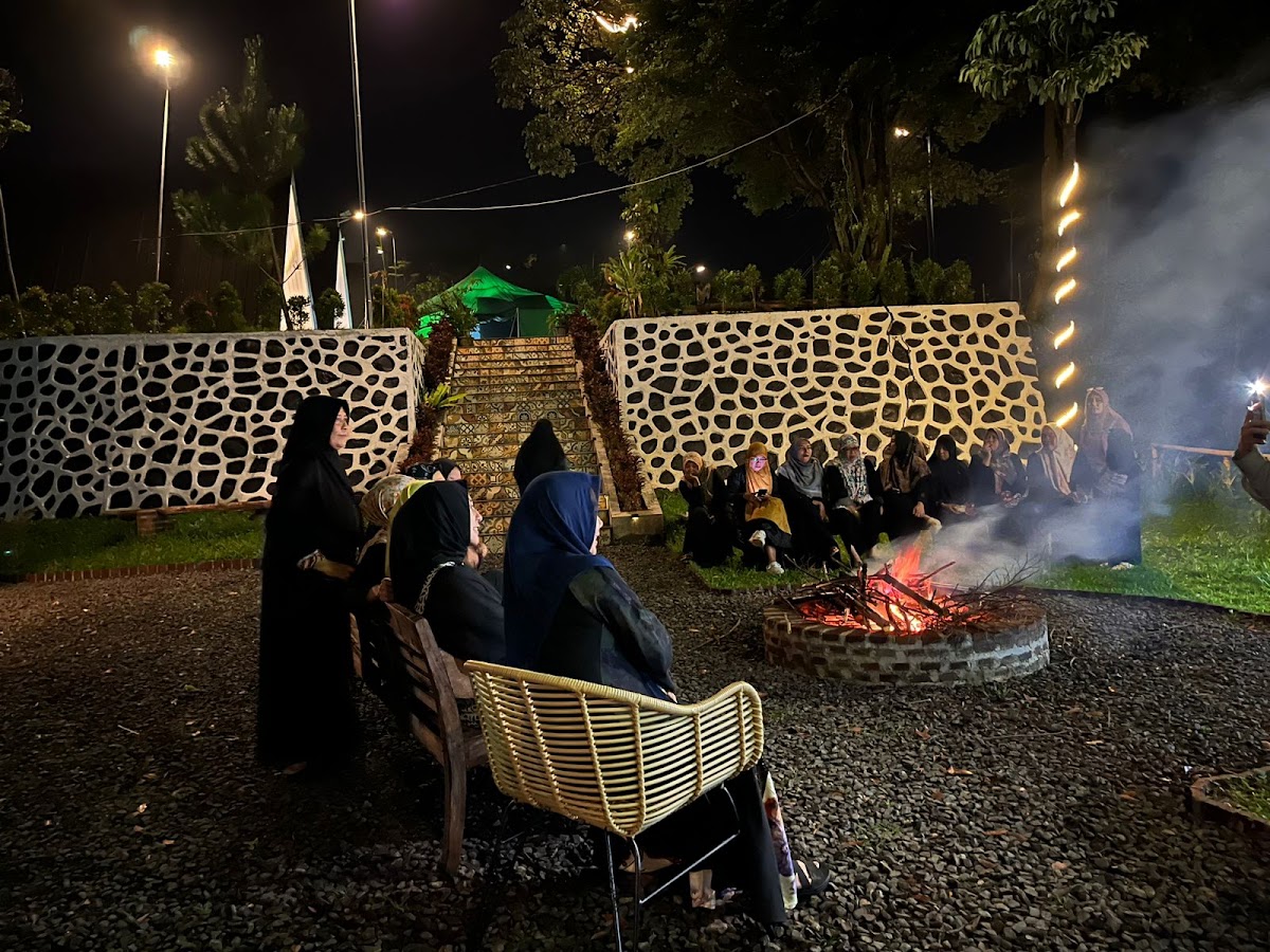 Kaki Langit Glamping Hambalang