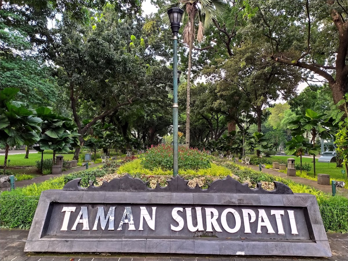 Taman Suropati