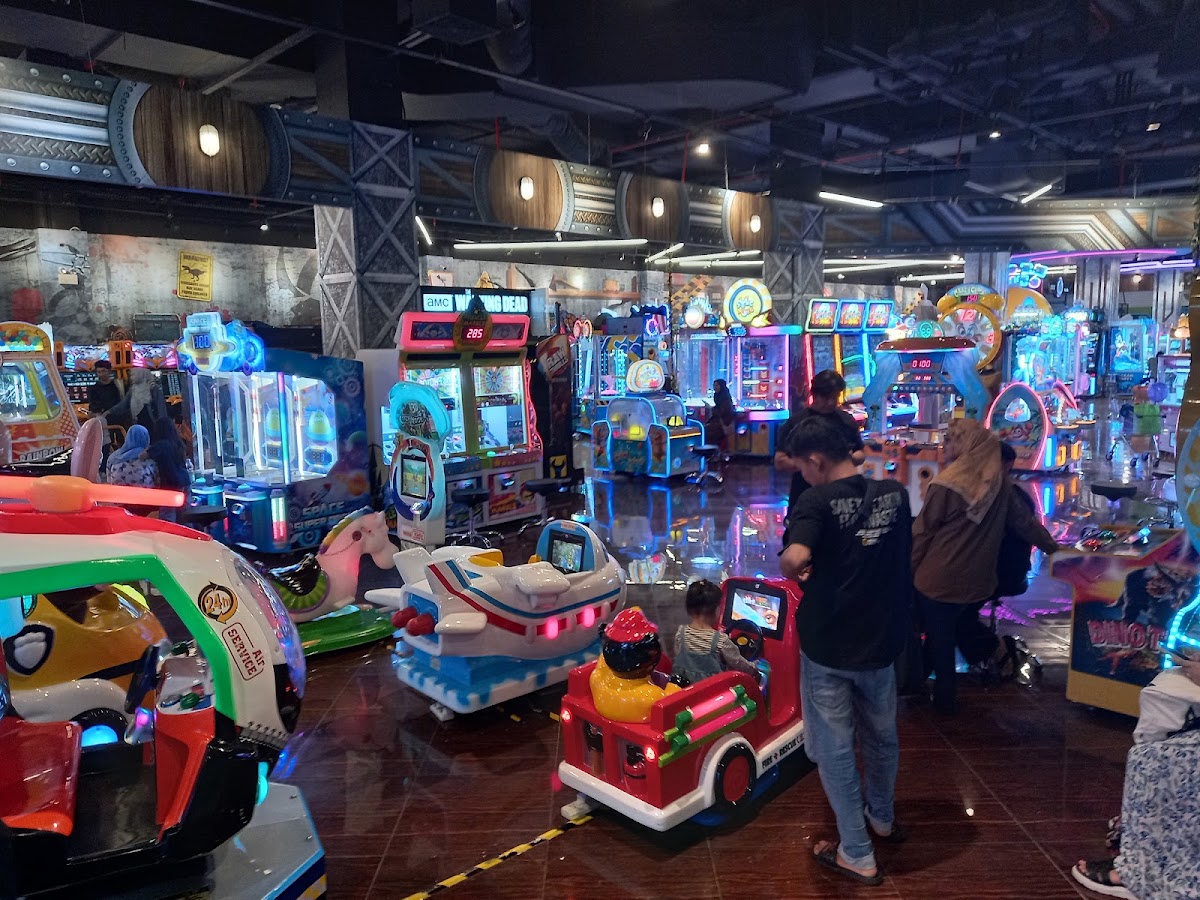 FUNWORLD ADVENTURE - BUARAN PLAZA