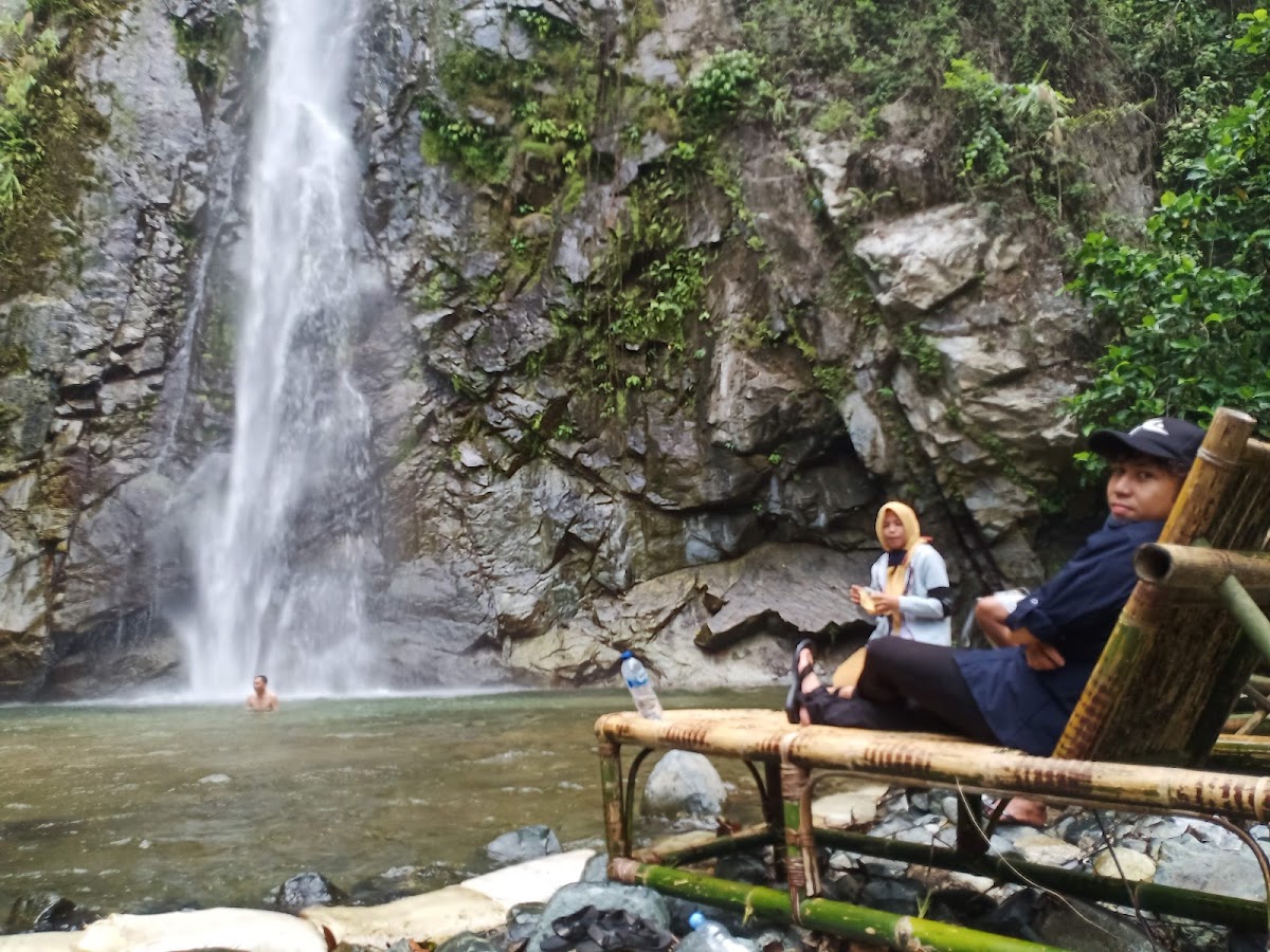 AIR TERJUN HUILA