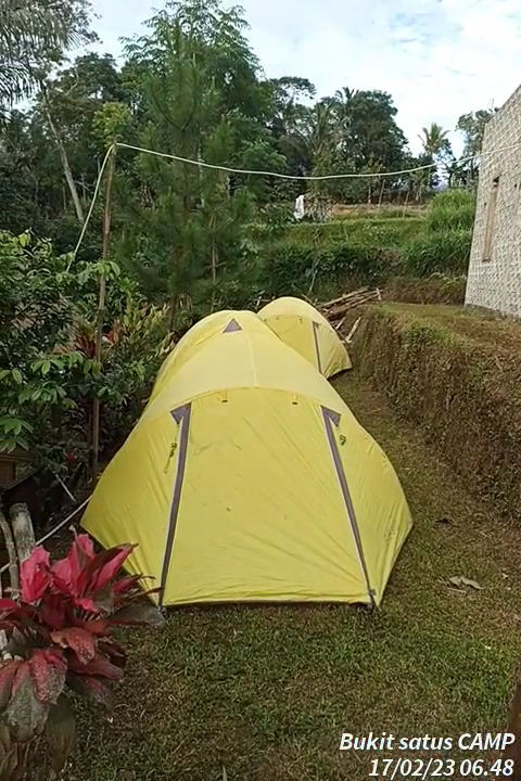 Bukit satus Camping ground-campervan